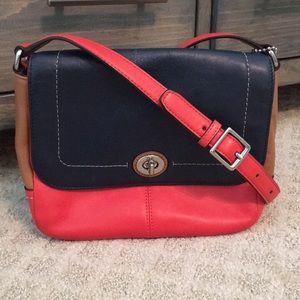 🍁Excellent Condition Leather Coach Crossbody🍁